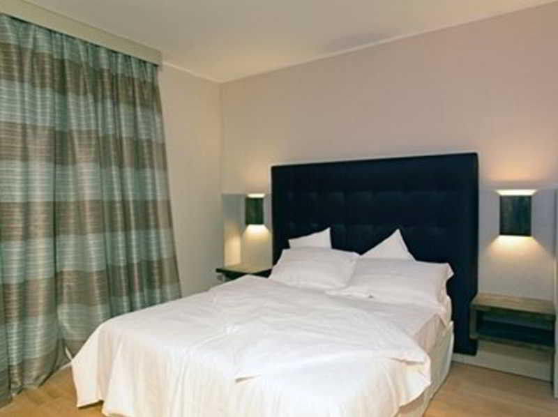 Rome Airport Hotel Fiumicino Room photo